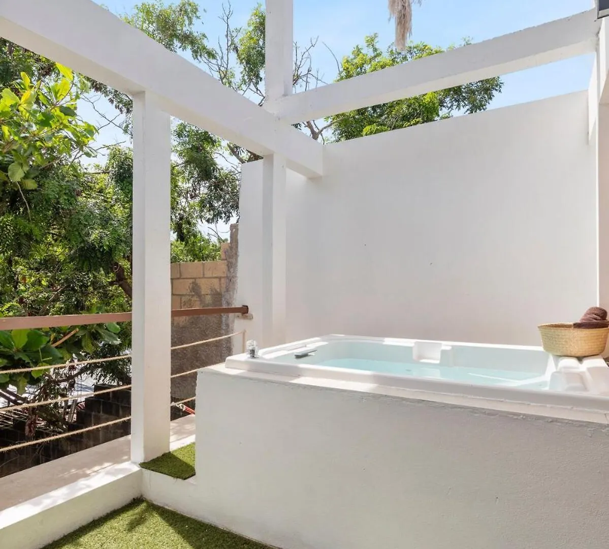 Villa Jungle, Isla Mujeres Mexico