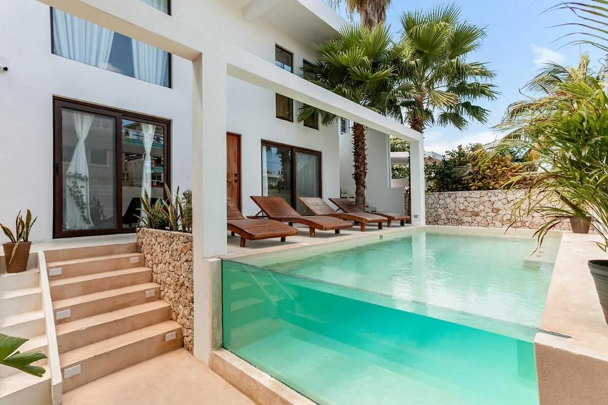 Villa Jungle, Isla Mujeres 0*,  Mexico