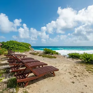 Pensión Bella Mar, Oceanfront Escape, Isla Mujeres